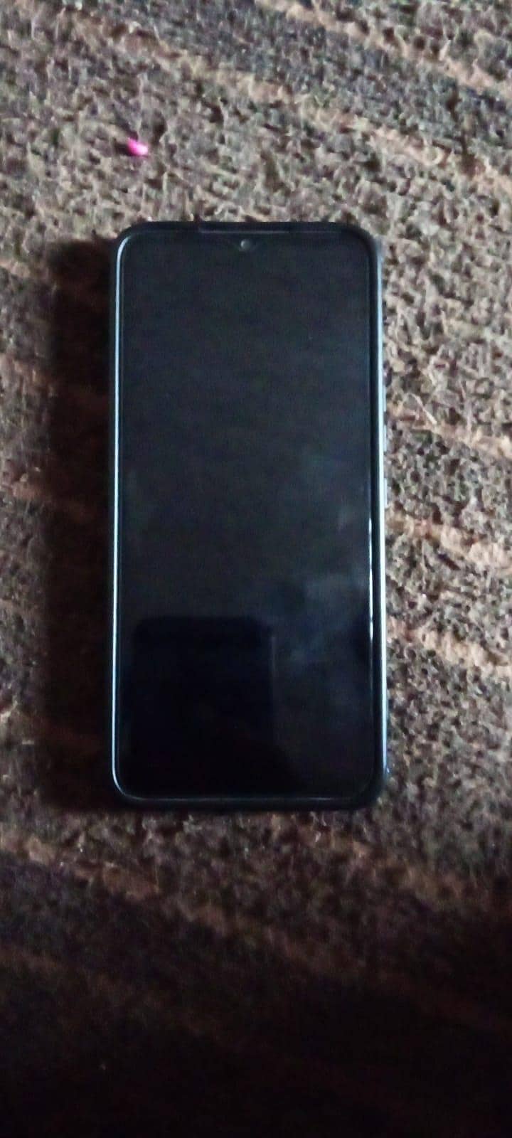 Tecno spark 8c 0