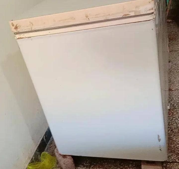 Dawlance Deepfrezer 1