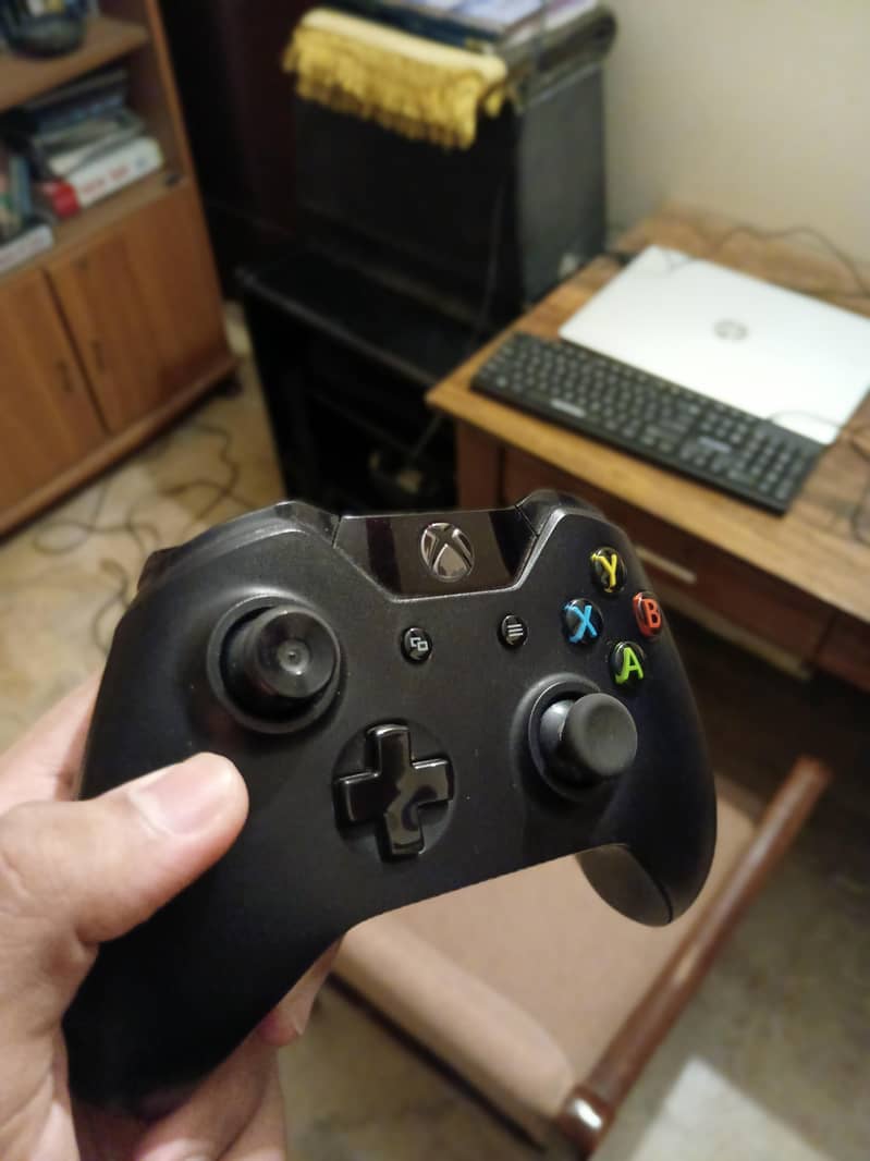 Xbox one controller 1