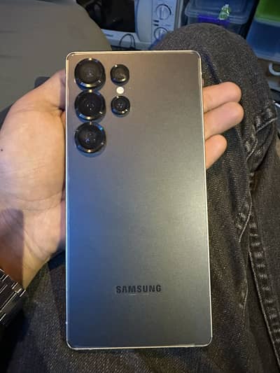 Samsung s25 ultra complete box 10/10 condition