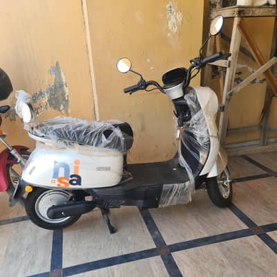 3 months old, barely used