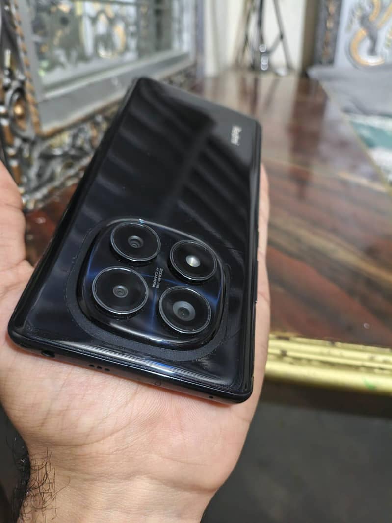 Redmi Note 14 Pro 4