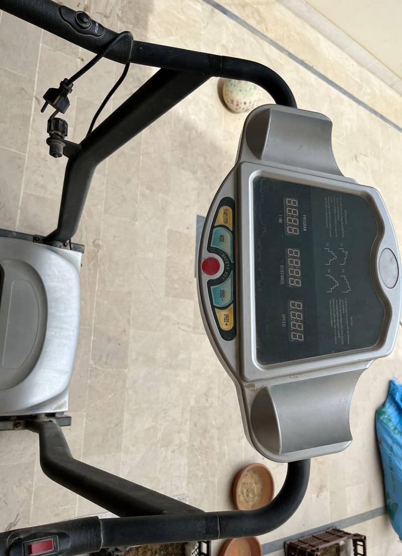 Used Treadmill 0