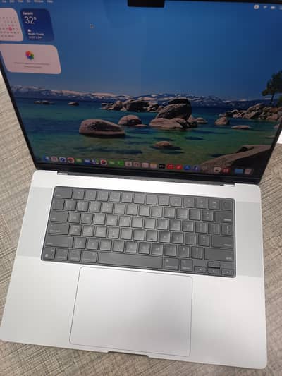 MACBOOK PRO M2 16 INCH 2023 16GB RAM 512GB 12 CPU 19 GPU 4 UNITS