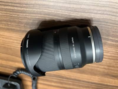 Tamron 17-28mm f/2.8 Di III RXD Lens for Sony E mount camera
