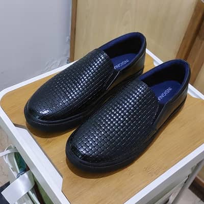 INSIGNIA LOAFER/SNEAKER SHOES