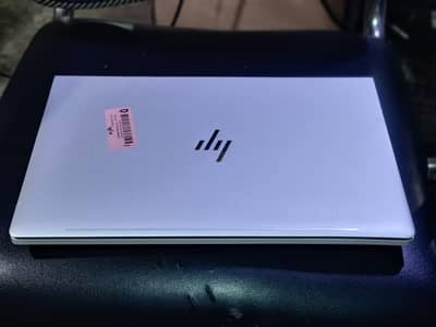 HP elite book 640 g9