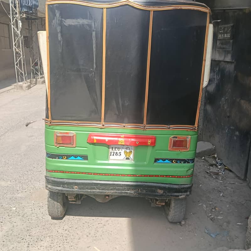 auto Rickshaw 0