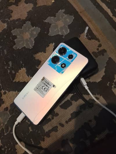 infinix not 30 8+4 256GB. . . . with charger 45wat. .