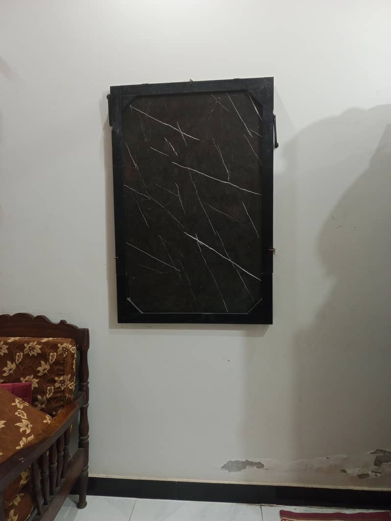 Wall mounted folding table 0