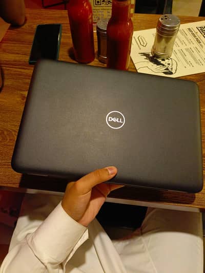 Dell Latitude 3190 (Used)