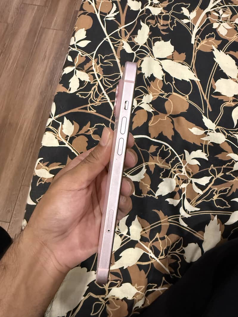 Apple Iphone 15 plus 1