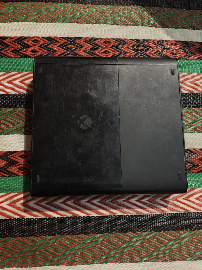 Microsoft Xbox 360 E Console Model 1538 0