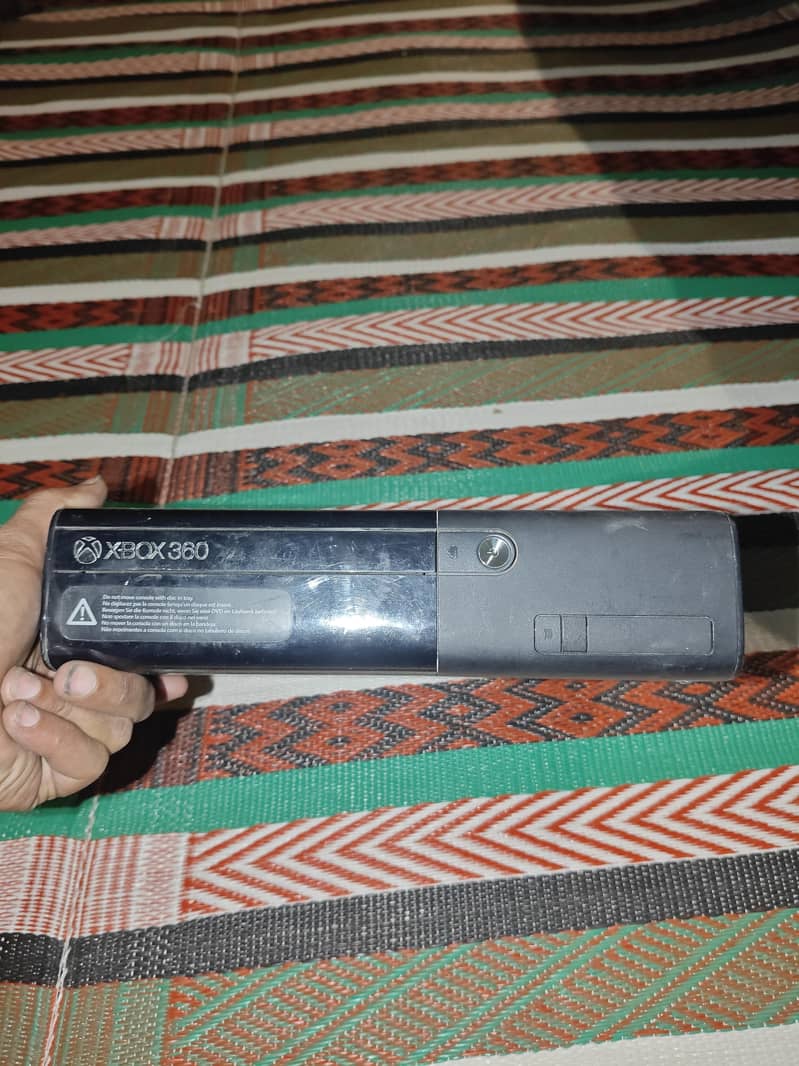 Microsoft Xbox 360 E Console Model 1538 4