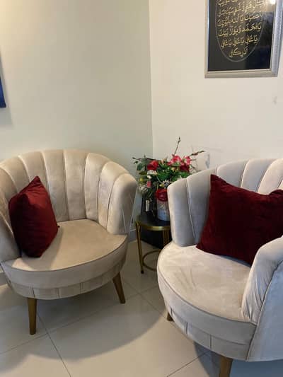 Premium 5 seater sofa set in velvet