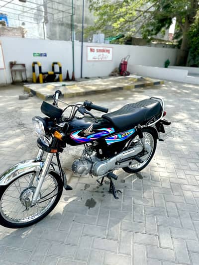 Honda cd 70 2024 model 10/10 just like 0 metre applied for