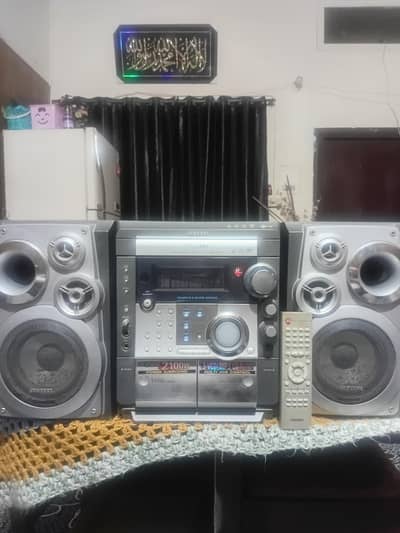 Samsung stereo system with remote