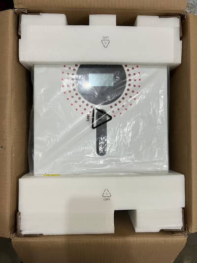 solarmax 6 KW brand new only box open with 2 year warranty card