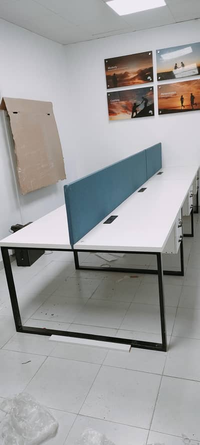 Work Station 4 PERSON