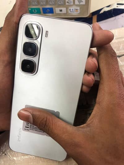 Infinix hot 60i for sale | location chunian city & raiwind bypass