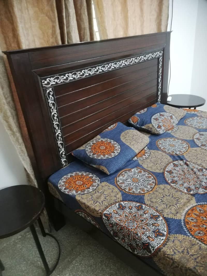 Good quality bed 1