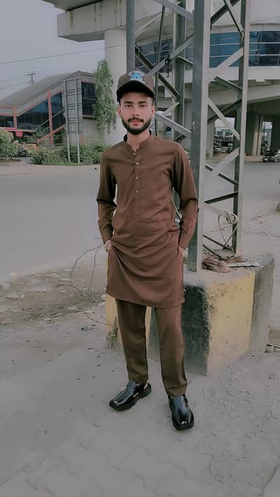 koi sa be Kam ho kar lo ga zada experience muja delivery cosmetic shop