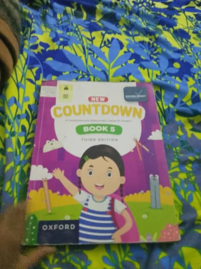 sari book bhut  Achi condition ma ha