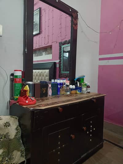 Leather poshish bedset  excellent condition