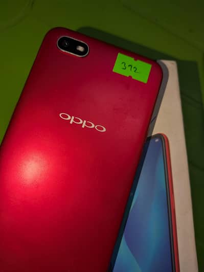 OPPO A1K DUAL SIM PTA WITH BOX BUT MINOR CRACK ON SCREEN 2/32 FRESH