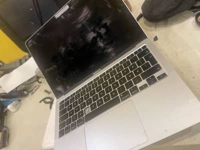 MacBook Air 2020 interl i5 256 gb 8 gb