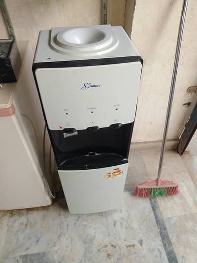 signature water dispenser for sale