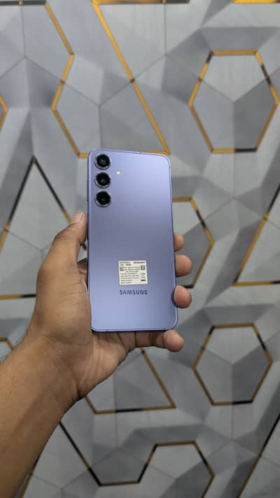 Samsung Galaxy S24+ 12GB/256GB – Factory Unlocked (Non-PTA) Like New