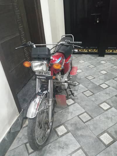 Honda 125 total original