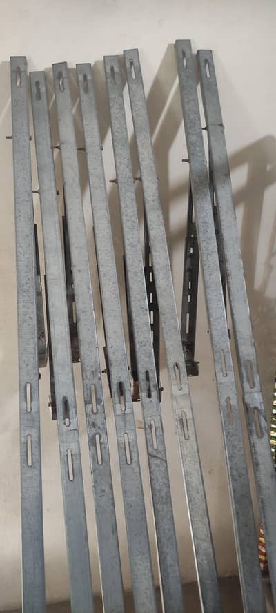 SOLAR PANELS FRAME L2