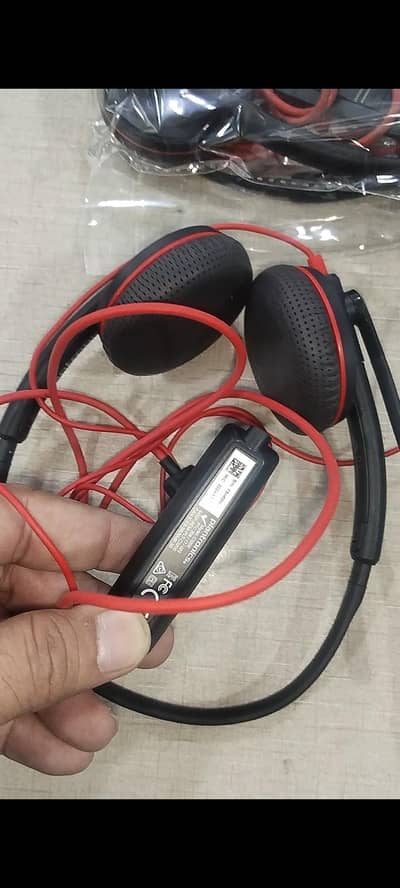 Jabra ,Plantronics ,shennhiezer for call center