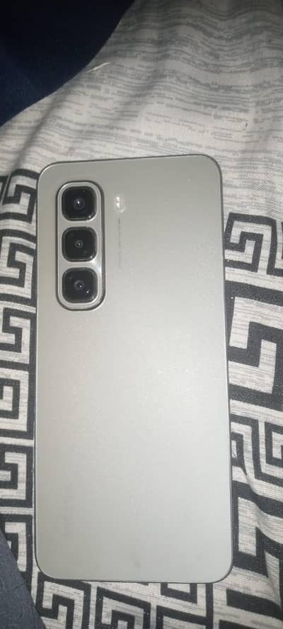 infix hot 50 pro good condition