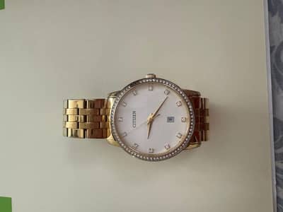 Citizen Gold Wrist Watch – Stylish & Elegant
