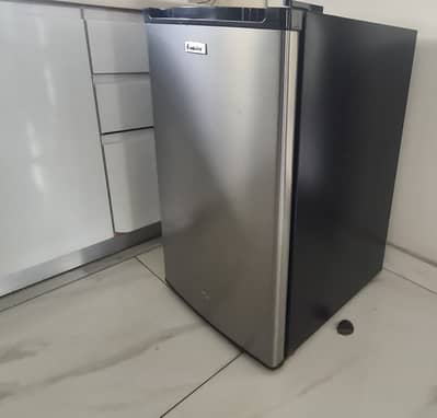 Brand new Esquire single door fridge