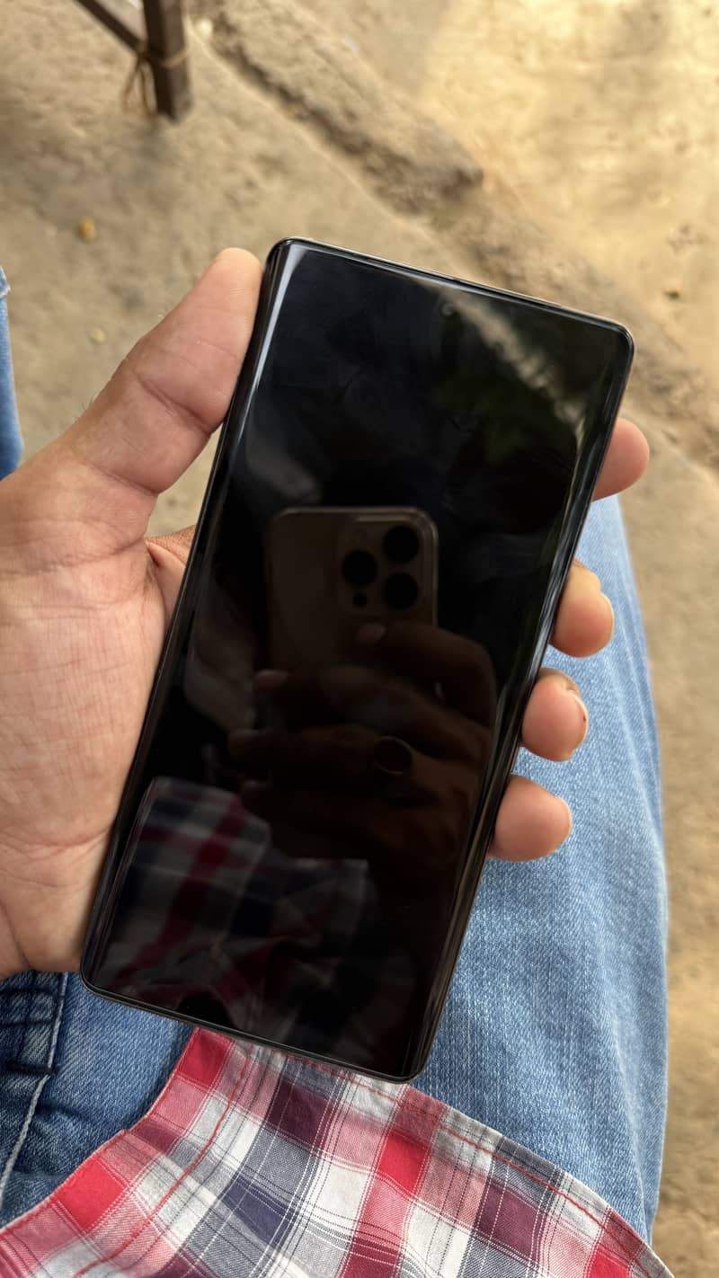 Google pixel 7 pro 4