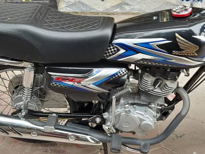 Honda CG 125 2025 (Contact @ 0304-3740404)