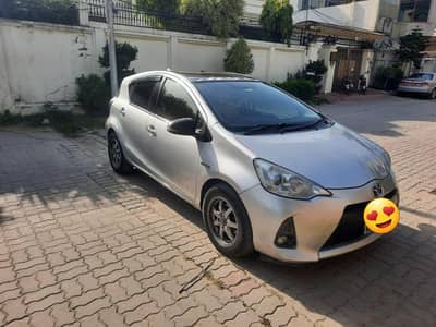 Toyota aqua 2013 model