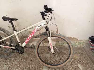 8 Back 3 Front Gears