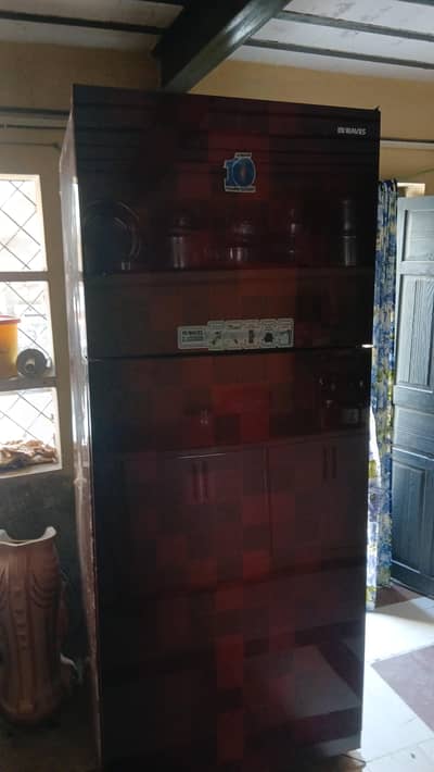 Waves WR_320 refrigerator good condition colling like new