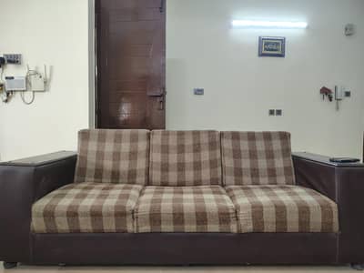 7 seater sofa set in good condition