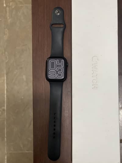 Apple Watch Series 7 45mm with box