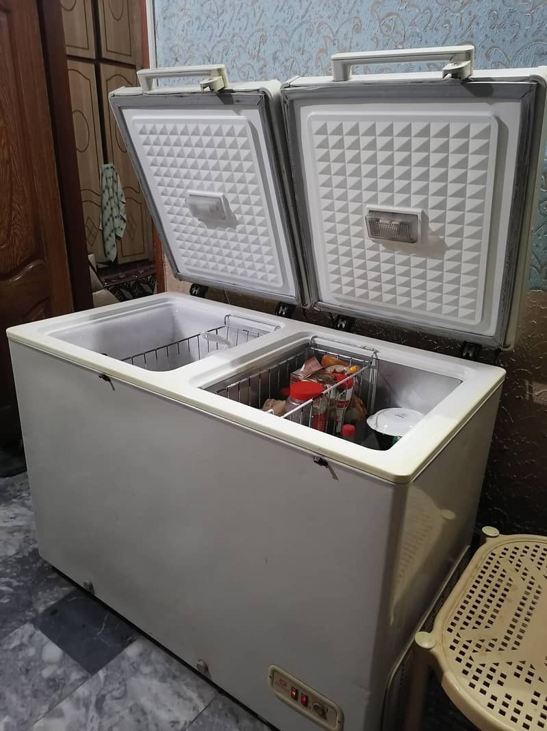 Dawlance deep freezer 1