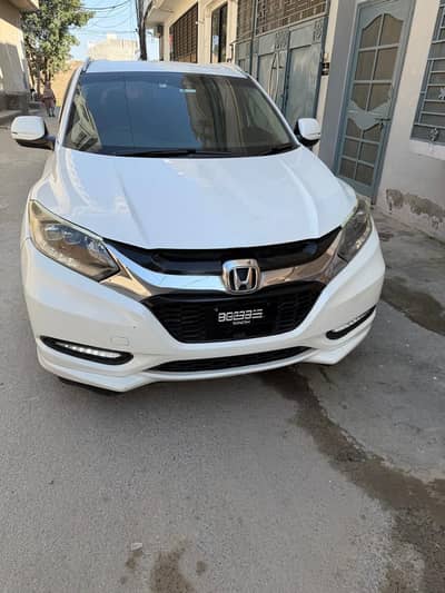 I want to sale my Honda Vezel 2014/18 Family used car . . .