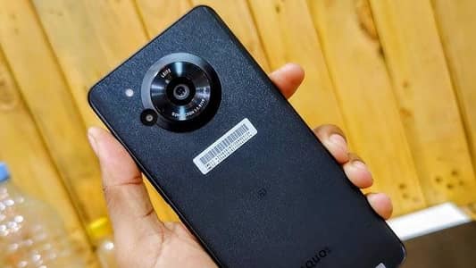 Aqua's R7 No issues ok phone