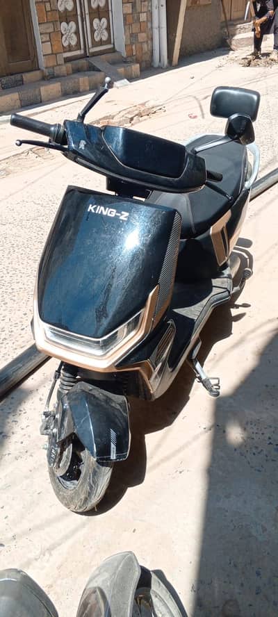 Ramza King Z Electric – 90KM Range - New Battery - 4Months Used