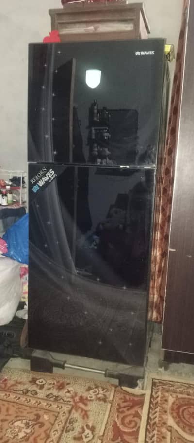 Waves Fridge for Sale – Spacious, Efficient & Reliable